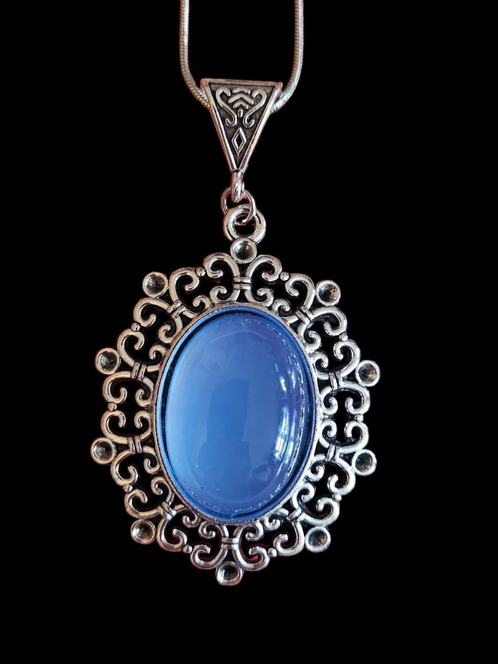Blue Oval Filigree Pendant Necklace